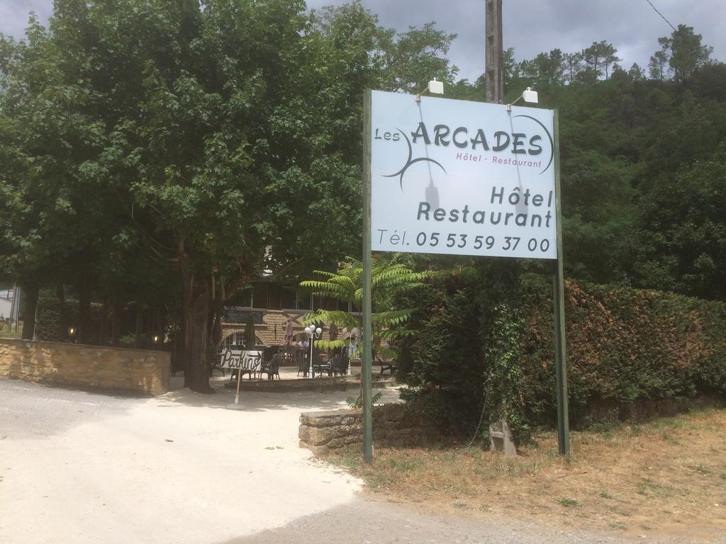 Hotel Les Arcades Sarlat Exterior foto